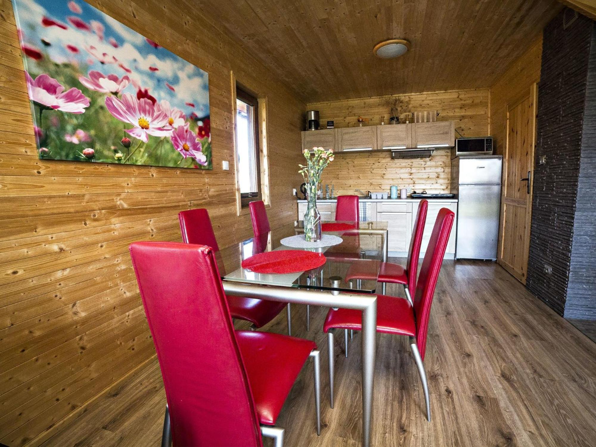 Sea View Holiday Home In Mielno With Balcony Экстерьер фото